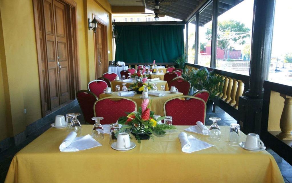 The Wexford Hotel Montego Bay Ristorante foto