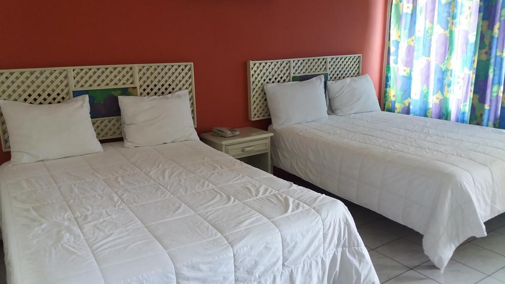 The Wexford Hotel Montego Bay Esterno foto